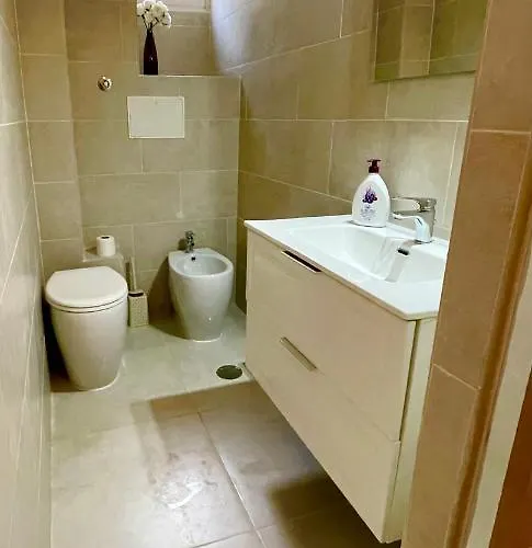 Parisa House Appartement