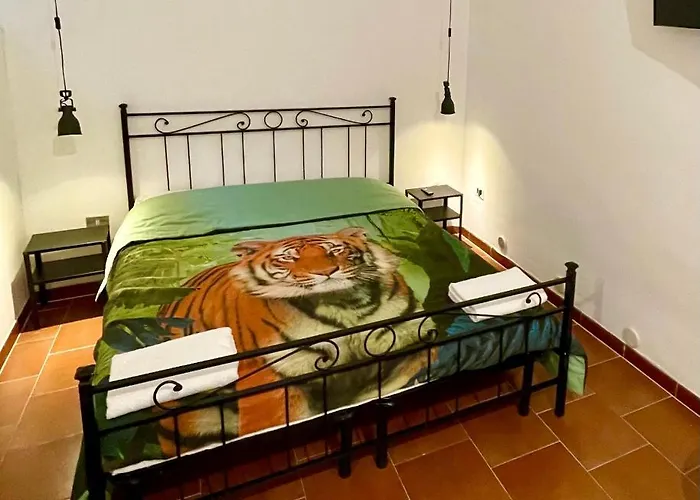 Parisa House Appartement *